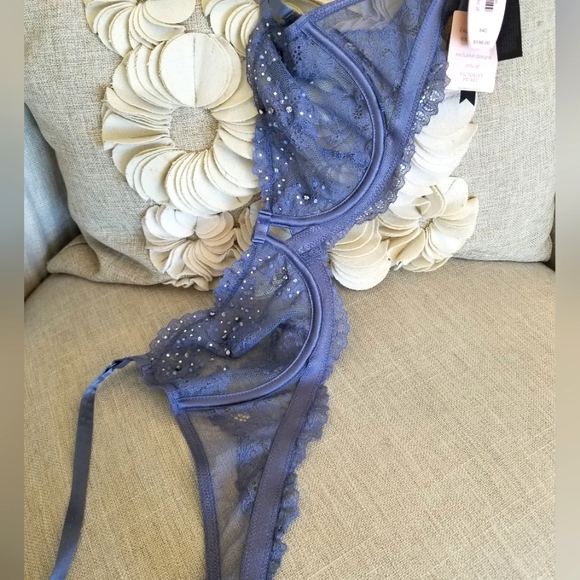 Victoria's Secret Vintage Designer Collection Black Label Rhinestone Crystal Bra - Picture 14 of 15